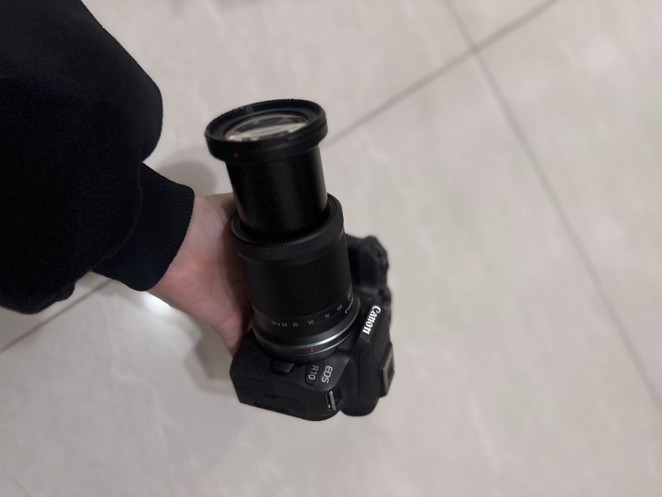 Canon EOS R10 + RF-S 18-150mm F3.5-6.3 IS STM — новий