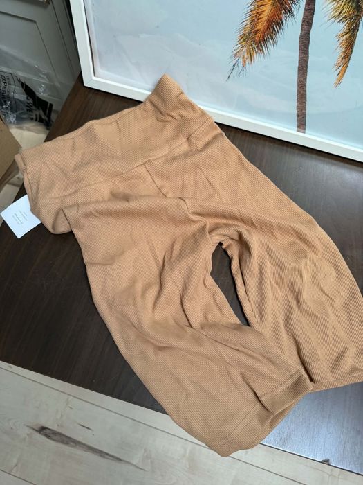 Nowe piękne legginsy rozmiar 38