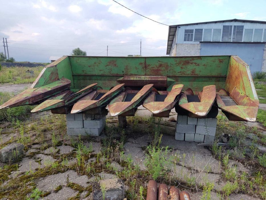 Жатка для збирання соняшника ПСП-1.5