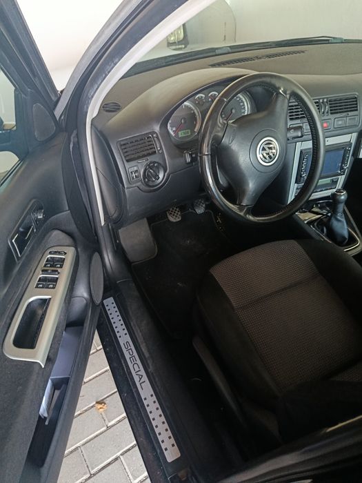 Automóvel VW Bora 190 TDI 115 CV