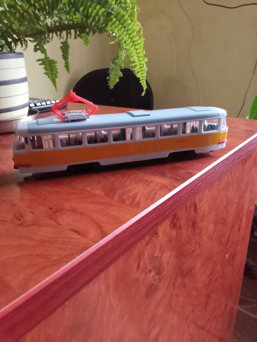 Трамвай і камаз за одну ціну