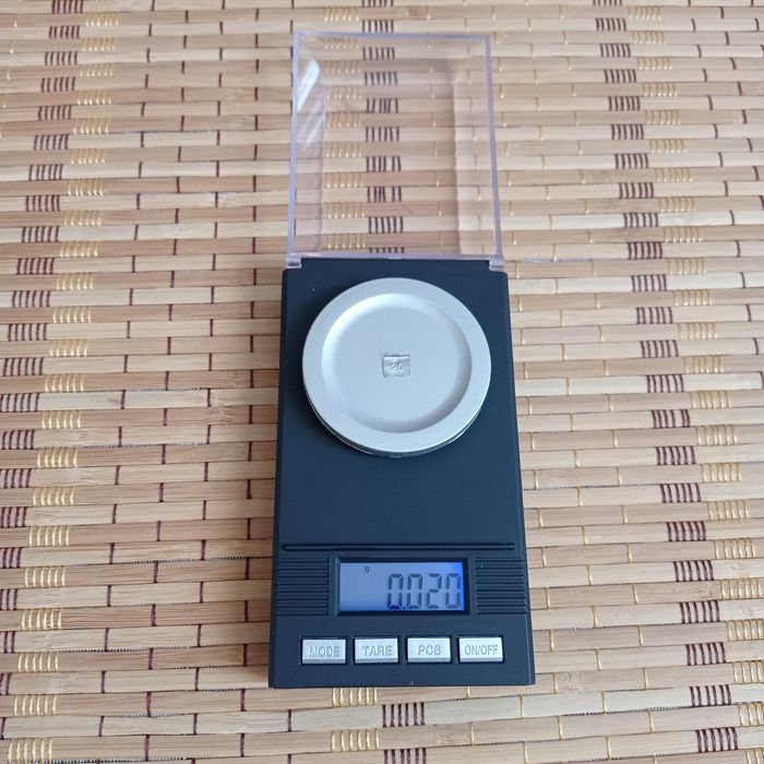 Ваги ювелірні точність 0.001 до 50 грам