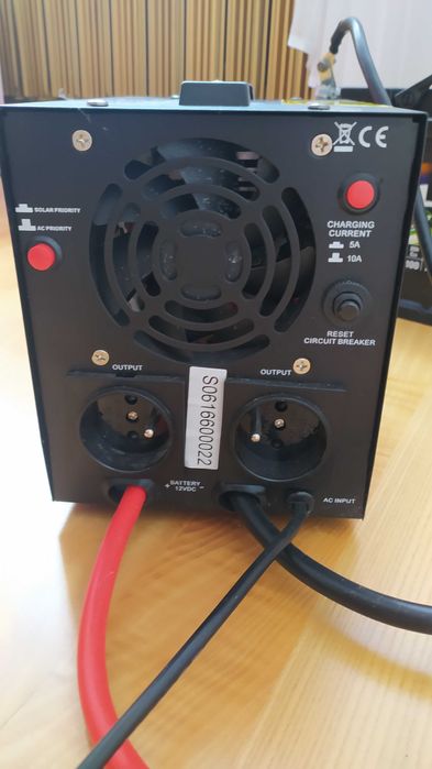 Zasilacza awaryjny VOLT Sinus Pro 800 E /  MaxLink 500W 12V