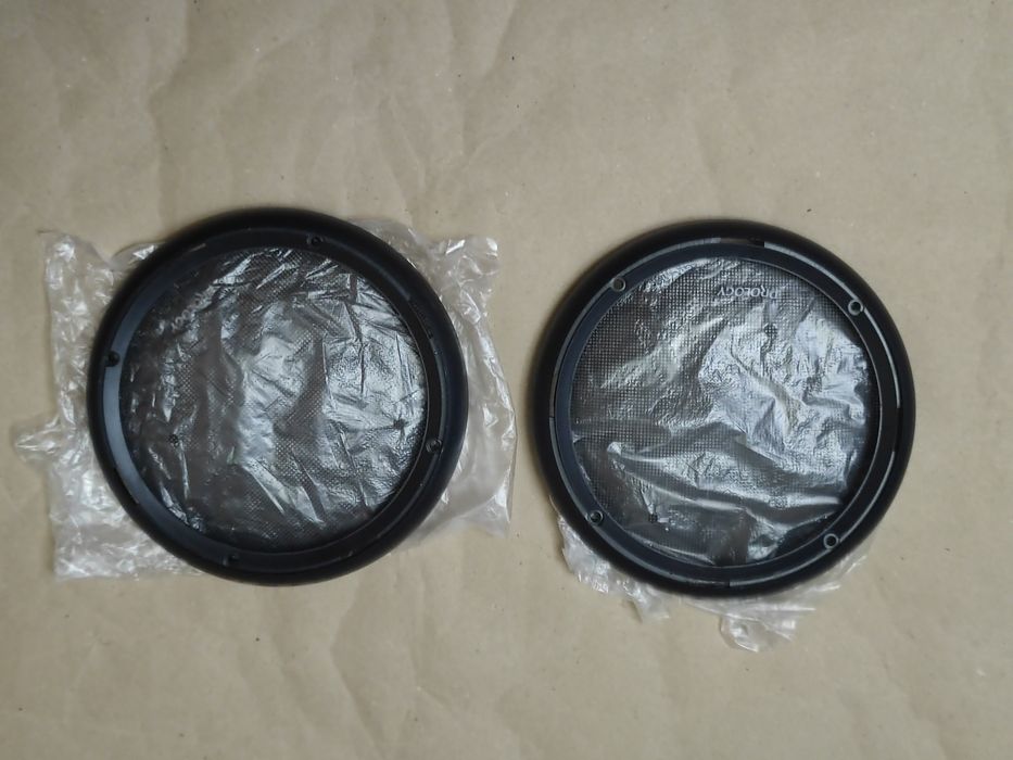 Сетки динамиков колонки 13 см новые