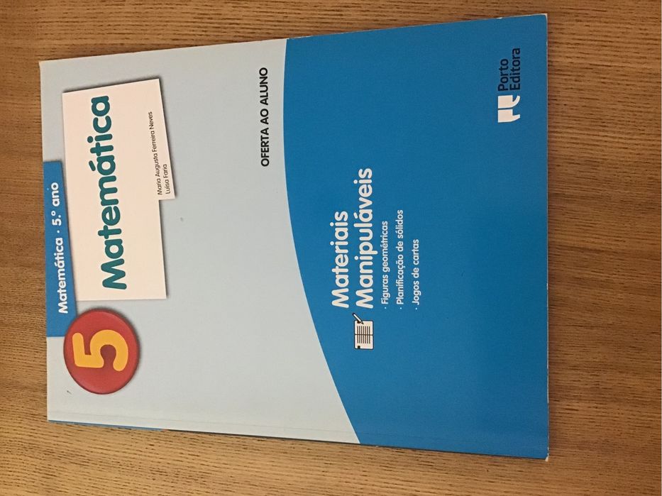 Dois livros de exercícios de Matemática, 5.º ano