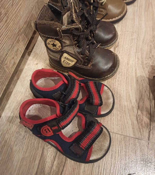 2 pary buty dla chłopca m.in. zimowe r. 20