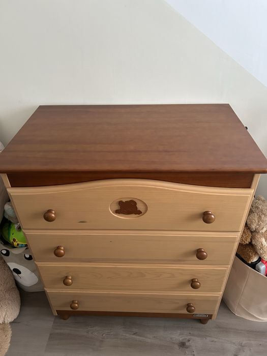 Mobilia para quarto de bebe