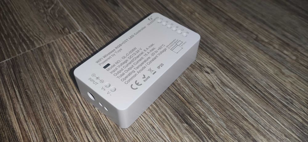 Останній GLEDOPTO Wi-Fi Контролер світлодіодних стрічок для DC 12-24V