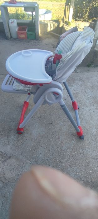 Cadeira refeição bebé