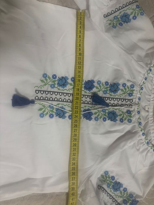 Вишиванка для дівчинки