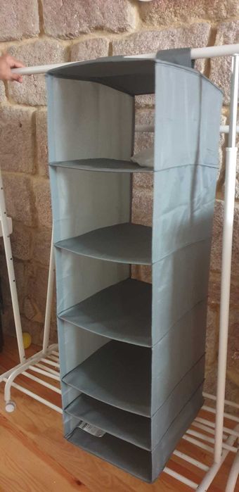 Suporte p/cabides + Arrumação c/6 compartimentos