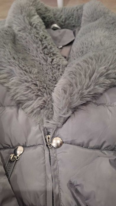 Casaco Quentinho com Pelos – Nunca Usado