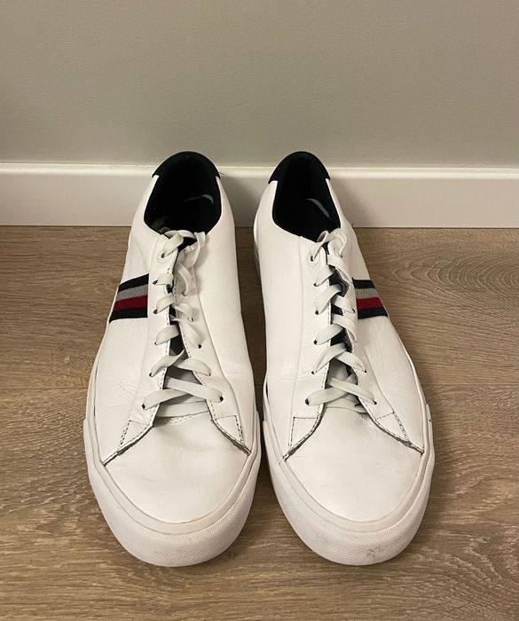 Oryginalne skórzane sneakersy Tommy Hilfiger