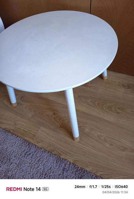 Mesa infantil rosa