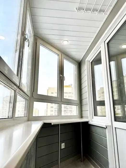 Утеплення балкону Скління балкону Ремонт балкону Застеклить балкон