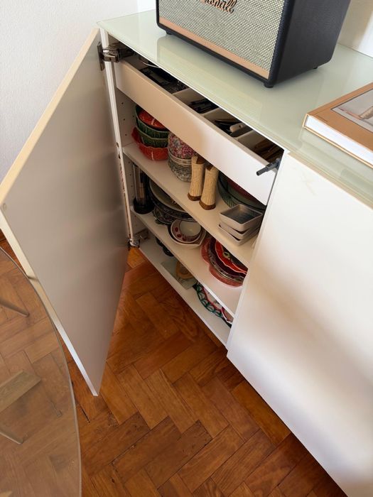 Aparador branco sala de jantar - IKEA