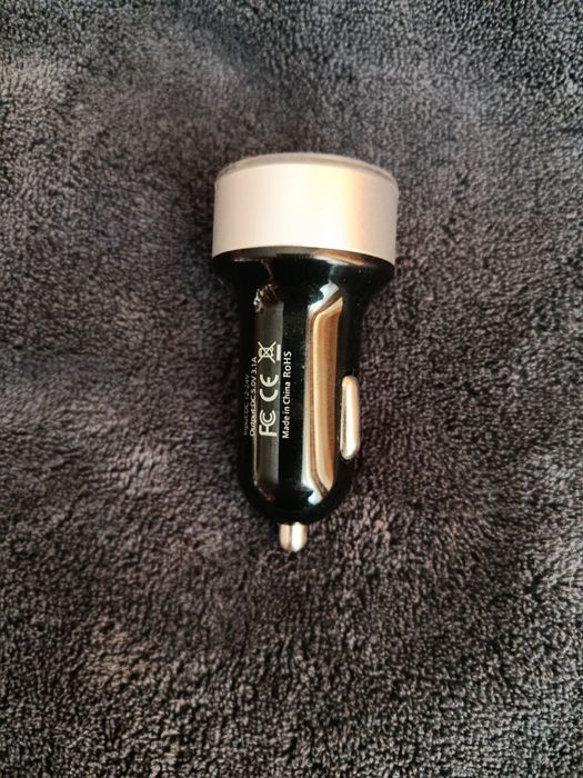 Автомобільна USB зарядка для підкурювача