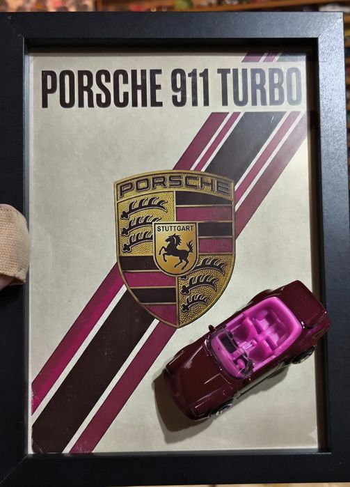 Hotwheels Porsche rouxo moldura