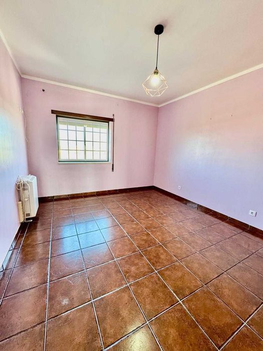 Andar de moradia T3 + sótão e parqueamento