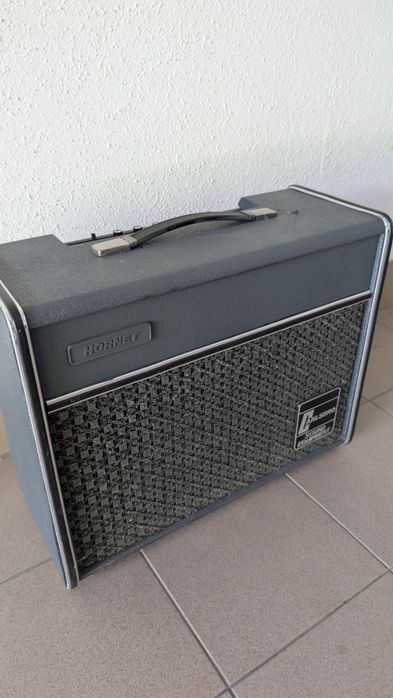 Wzmacniacz gitarowy Carlsbro Hornet 1970