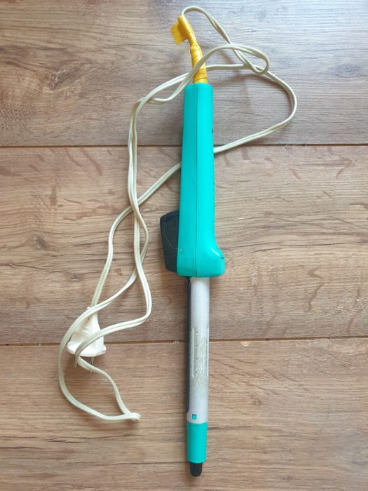 Фен, плойка для укладки волос