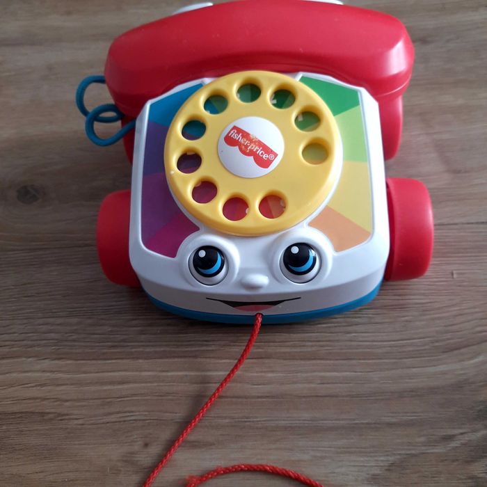 Fisher-Price telefonik na sznureczku