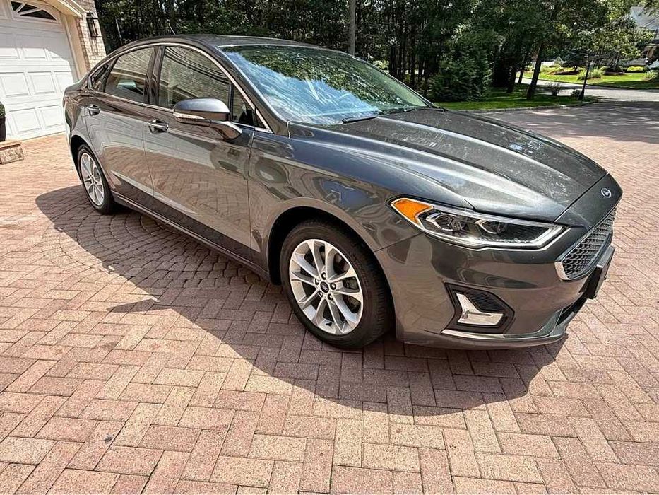 2019 Ford Fusion Energi Plug-In Hybrid Titanium