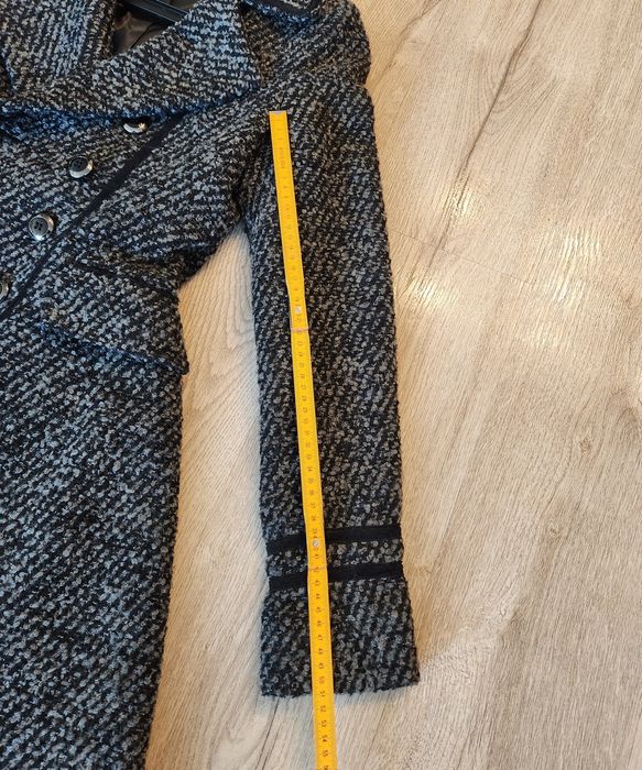 Elegancki plaszcz Bershka