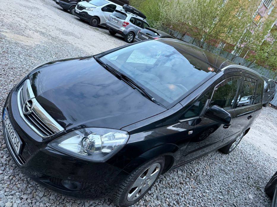 Opel Zafira B 2014