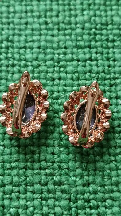 Złocone kolczyki z ametystem