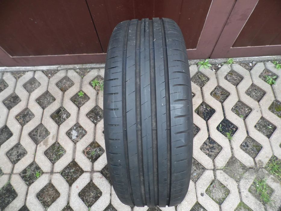 Opona Goodyear Efficient Grip 205/55 R16 2020 5,6mm
