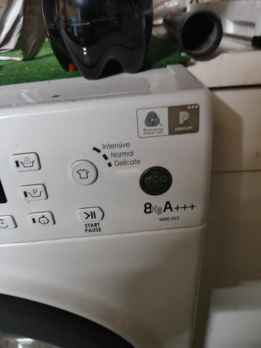 Máquina de lavar roupa 8kg