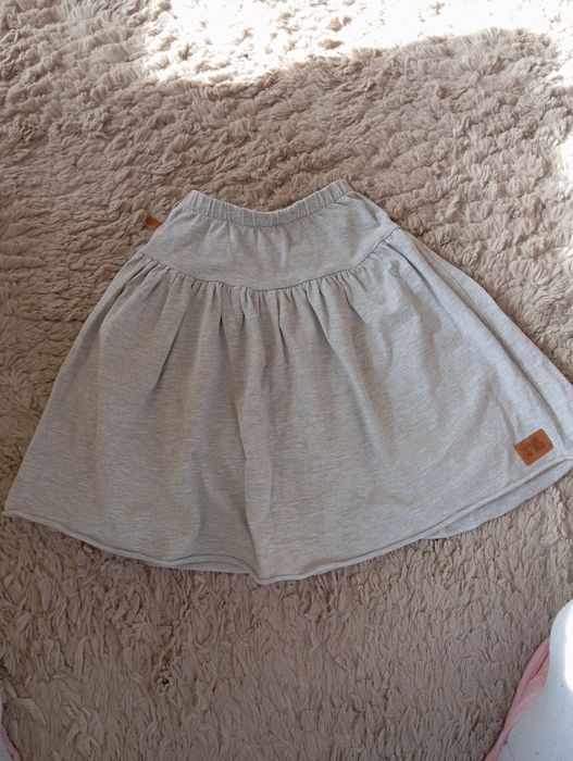 Szara spódniczka MIDI na 3-5 lat