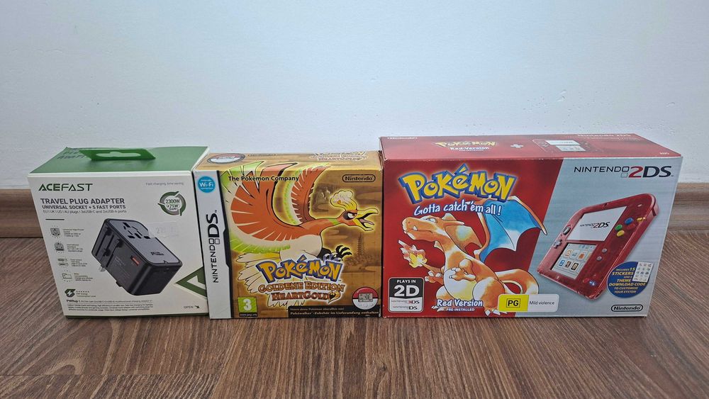 Konsola Nintendo 2DS przeźroczysty czerwony + gra HeartGold Złota Edyc