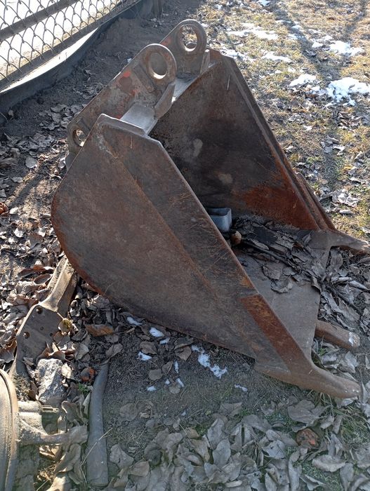 Продам ковш 60см