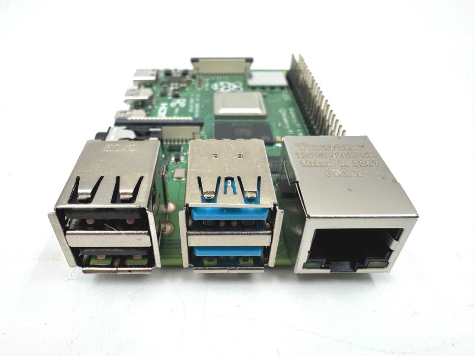Палата Raspberry Pi 4b 1GB model b
