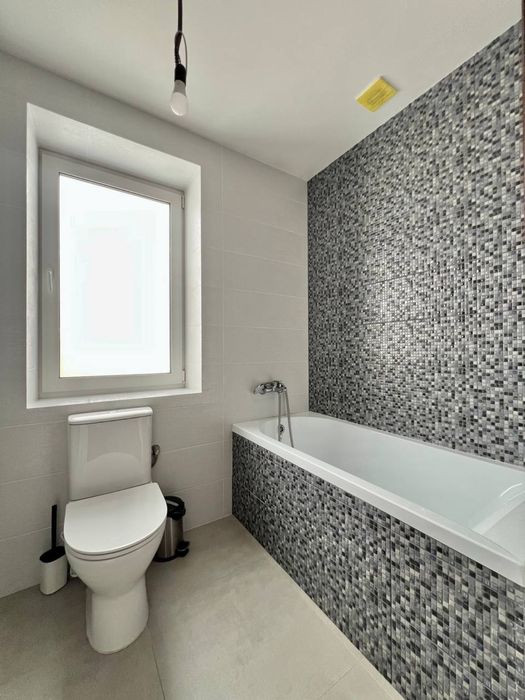 Продаж! Котедж з ремонтом 116 м² + 5 соток. Пустомити, вул. Свободи