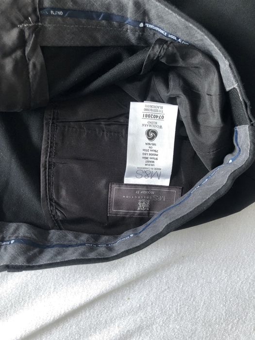 Czarne welniane spodnie eleganckie meskie m&s w bdb stanie styl vintag