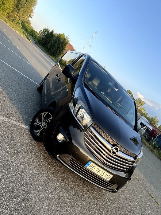 Opel Vivaro пасажир