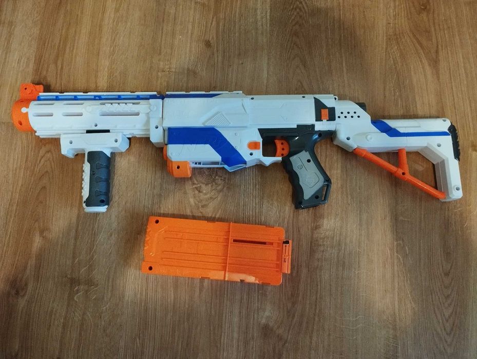 NERF Retaliator Elite karabin