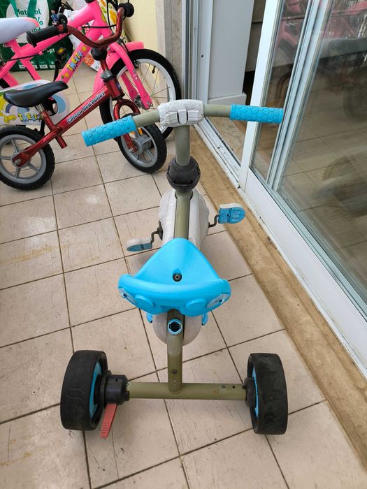 Triciclo 3 a 5 anos