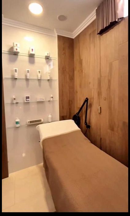 Limpeza da pele profissional, microagulhamento tratamentos faciais personalizados e massagem terapêutica