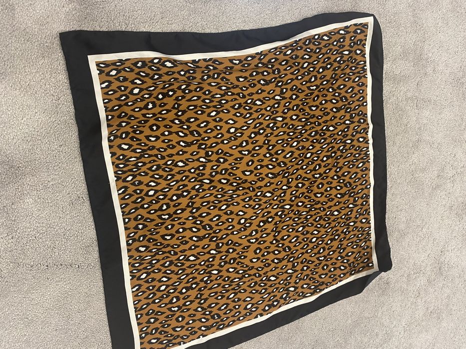 Трендова хустинка