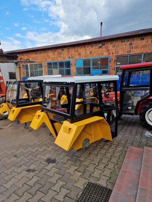 Kabina C360 Kabina ciągnikowa c360 c330 maska c360 Kabina c330