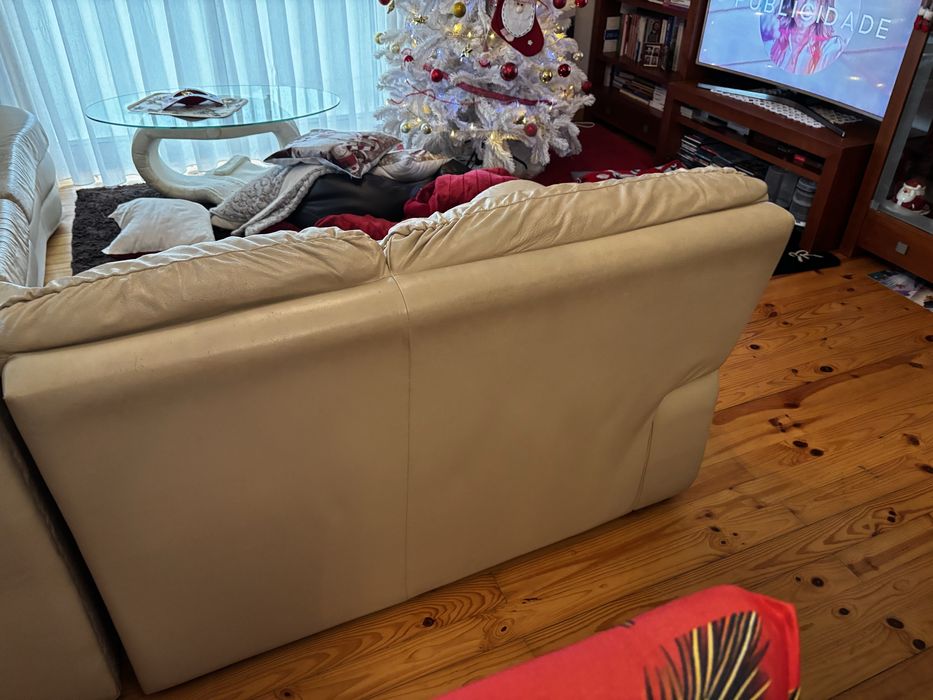 Sofá de canto, 6 lugares em pele!