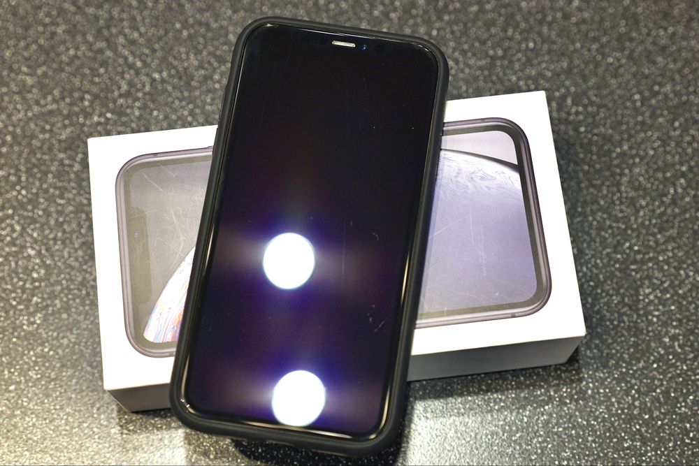 Iphone XR 64 GB nowa bateria i etui