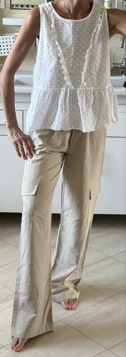 Włoska koszulka bluzka ażurowa z falbaną na ramiączkach boho