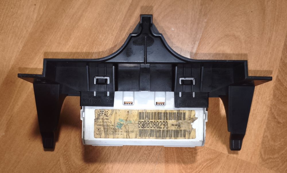 Табло Renault Kangoo (19997-2007)