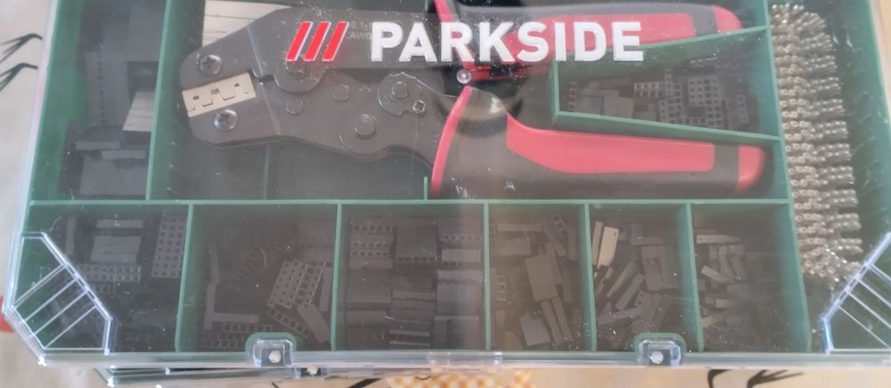 Conjunto com alicate de cravar com acessórios Parkside