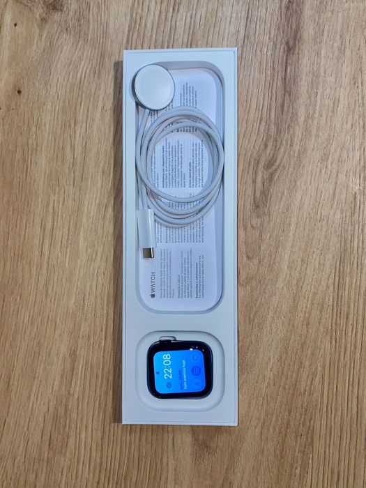 Apple Watch SE 3 40mm Midnight Aluminum GPS